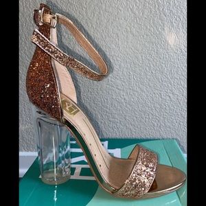 Rose Gold Sparkled Heels size 7 never worn